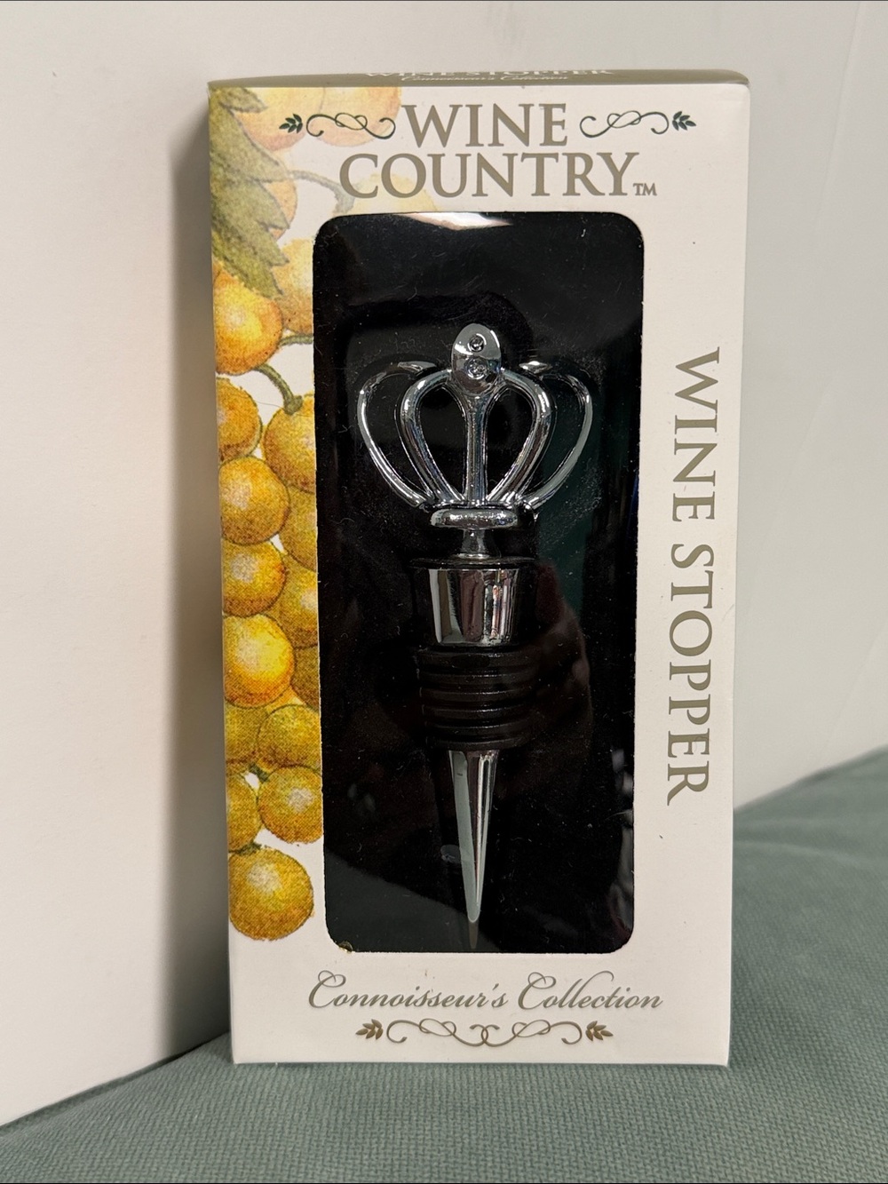 BNIB WINE COUNTRY SILVER CROWN WINE STOPPER CONNOISSEURS COLLECTION & GIFT BAG